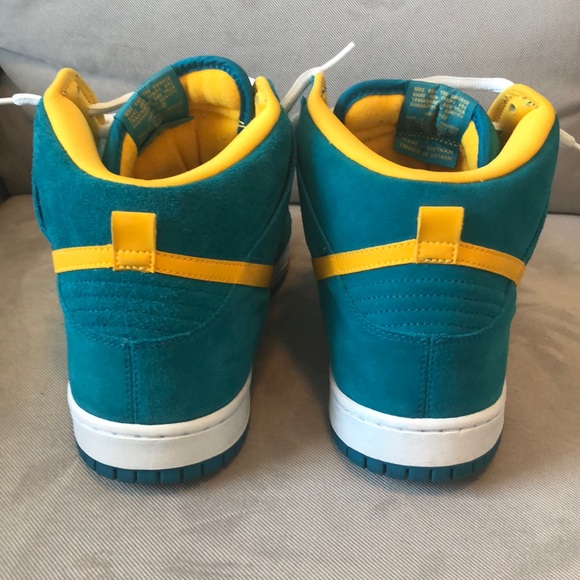 Nike SB Dunks - Picture 4 of 6